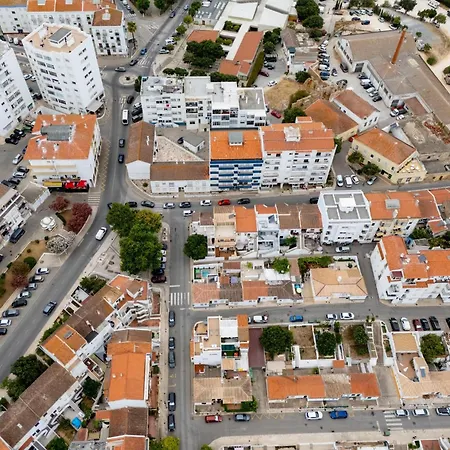 Casa Bairro Operário * Lagos