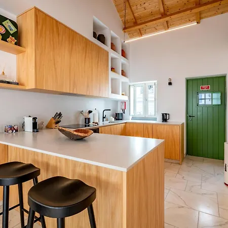 Casa Bairro Operario * Lagos