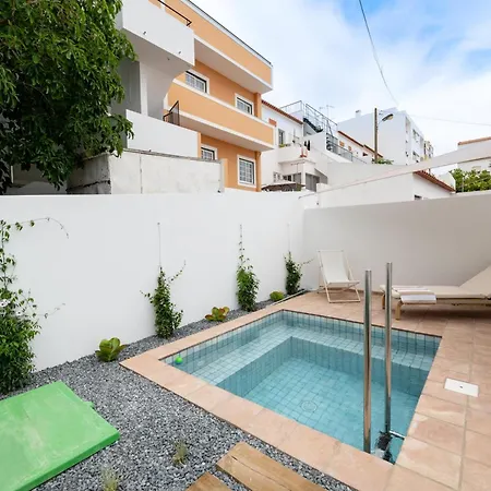 Casa Bairro Operário * Lagos